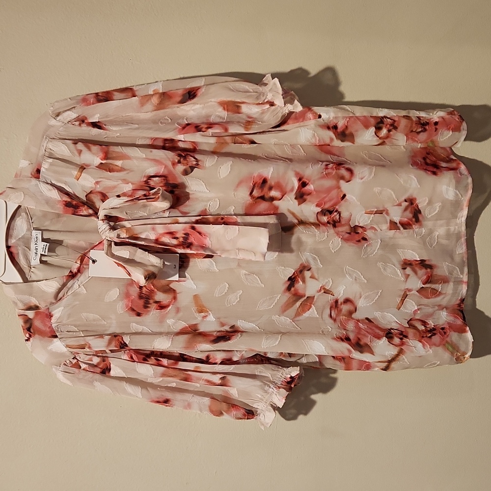 ❤ NWT! CALVIN KLEIN FLOWY FLORAL TIE NECK TOP / BLOUSE, LARGE